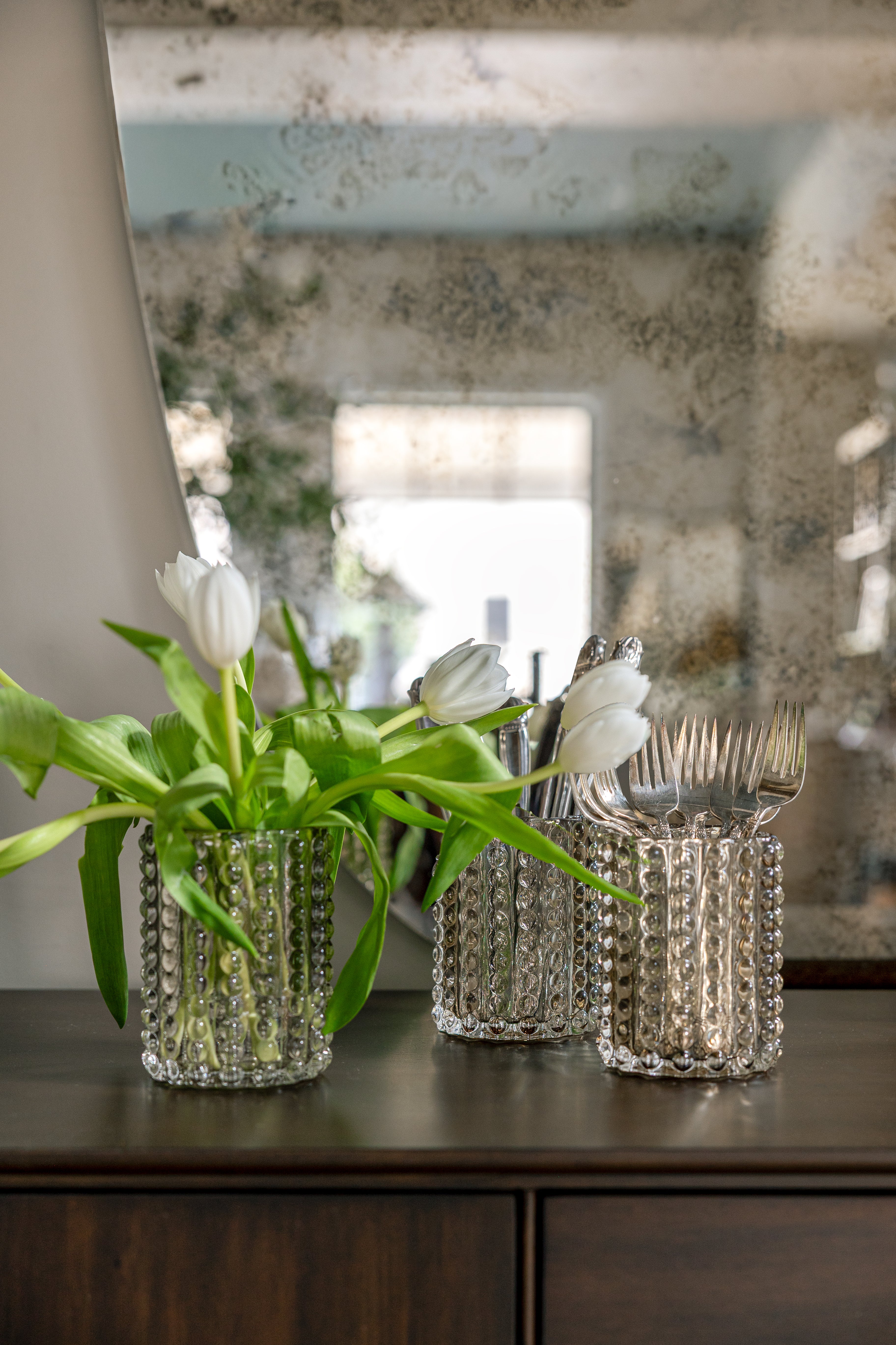 ZOE HOBNAIL VASE | Smoke