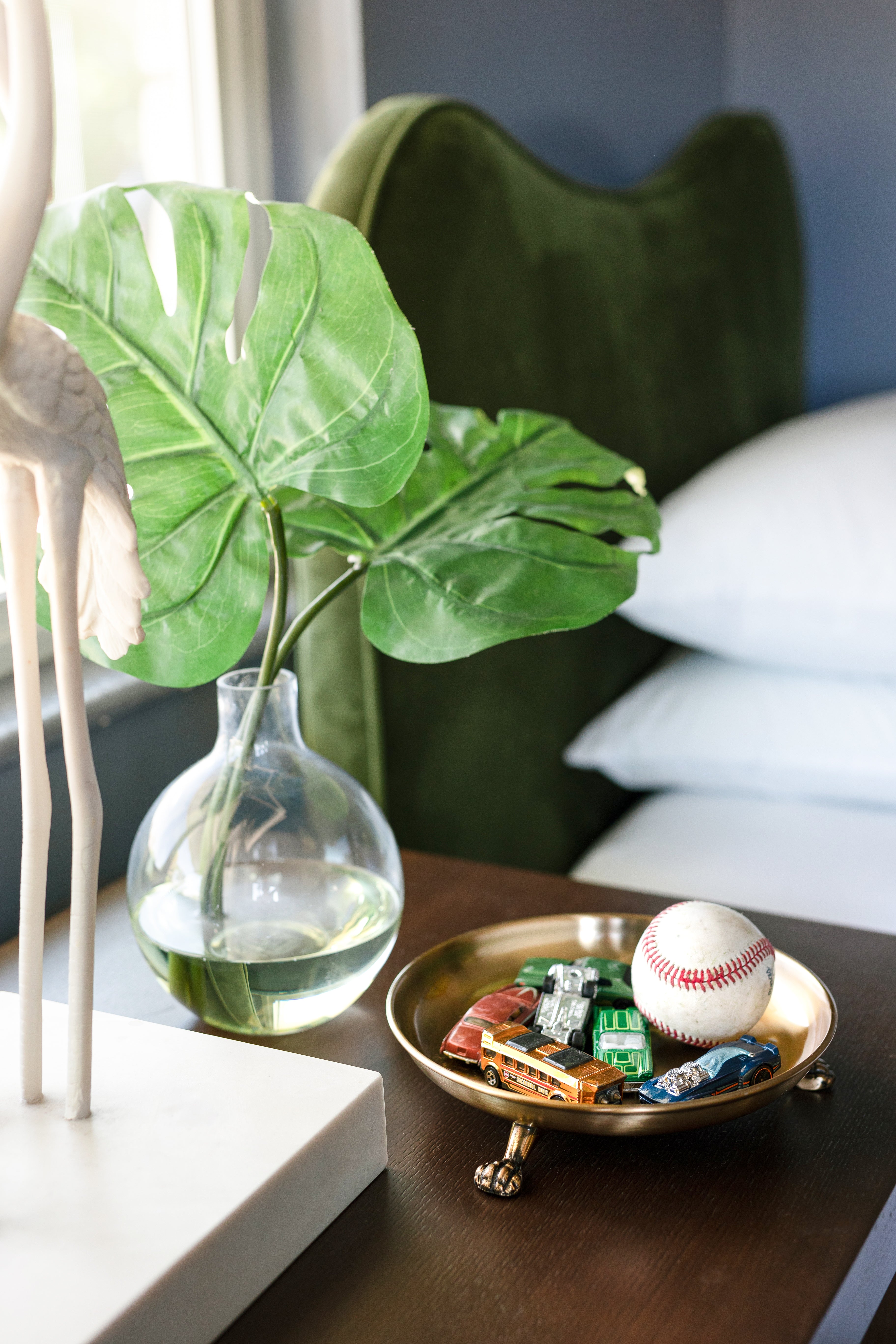BRASS CLAWFOOT TRAY