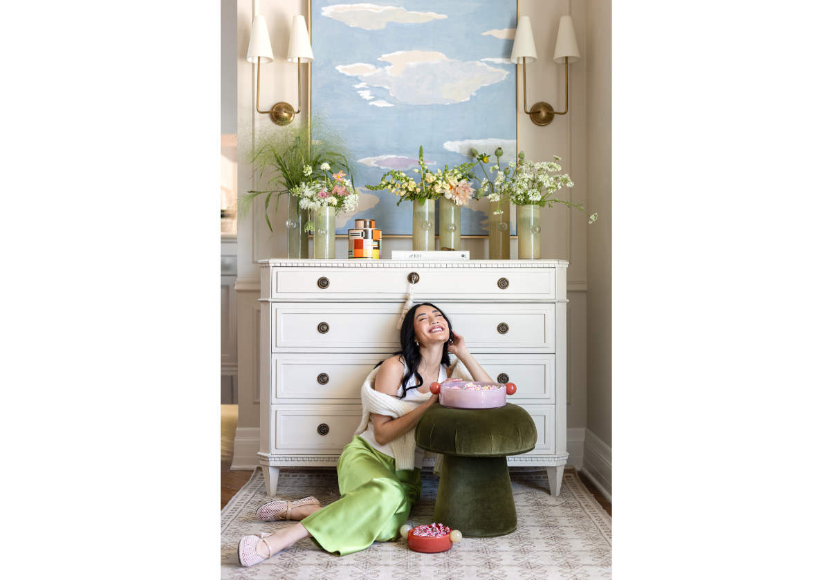 MUSHROOM OTTOMAN | Olive