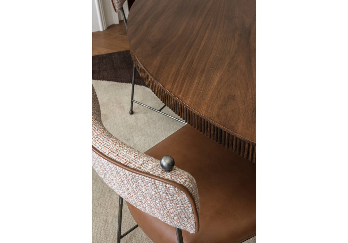 YVETTE CHAIR | Terra Leather & Tweed