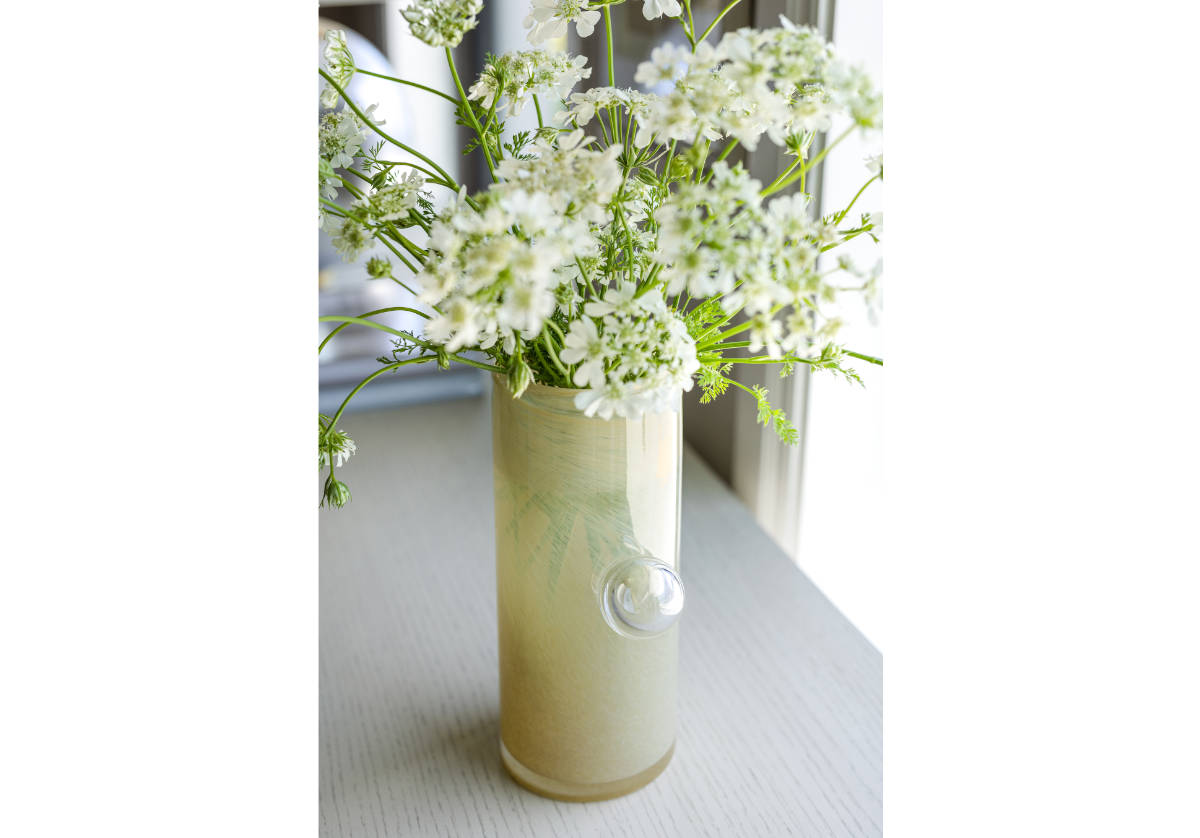 BOLLA VASE | Butter