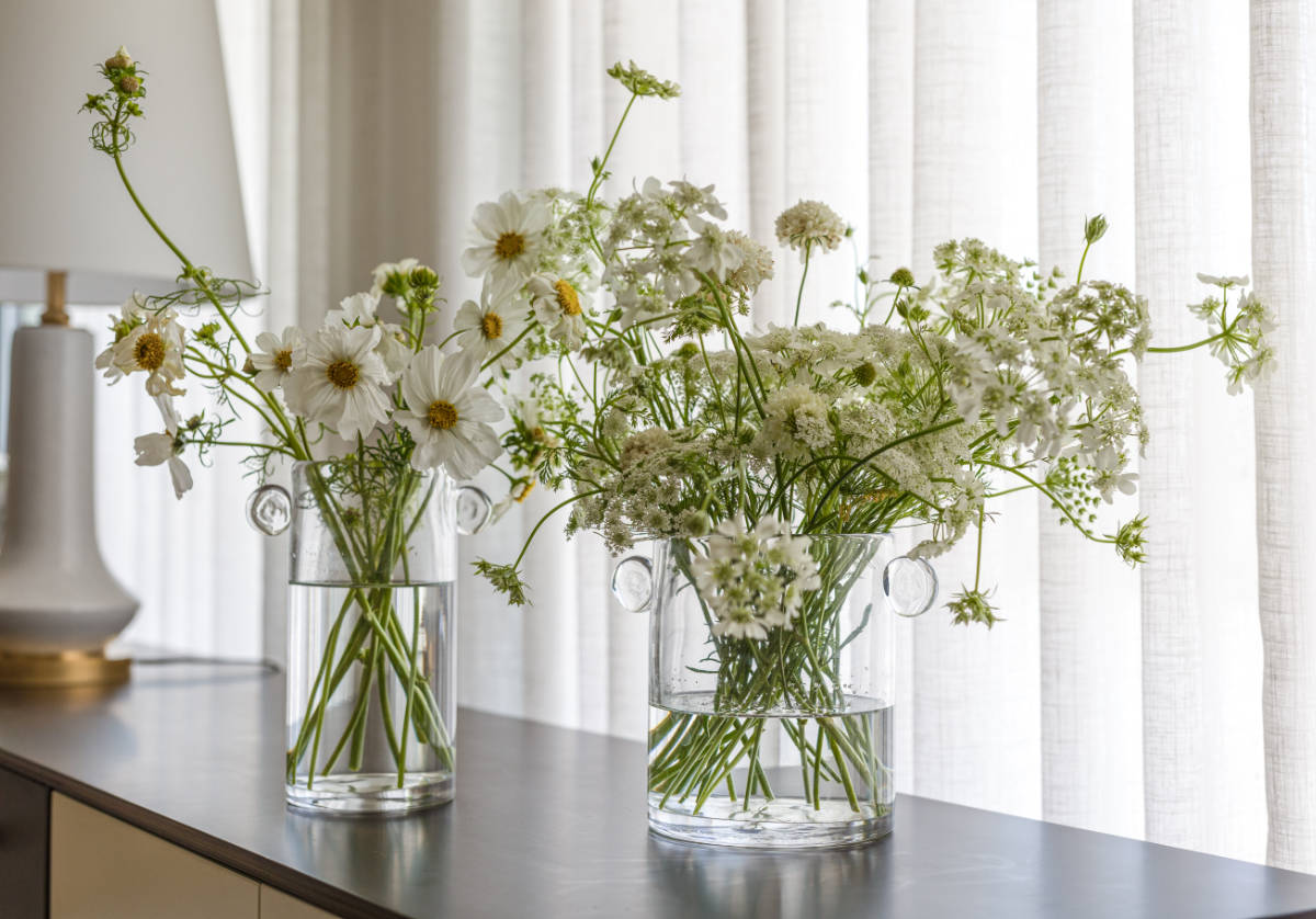 NODO VASE | Sheer