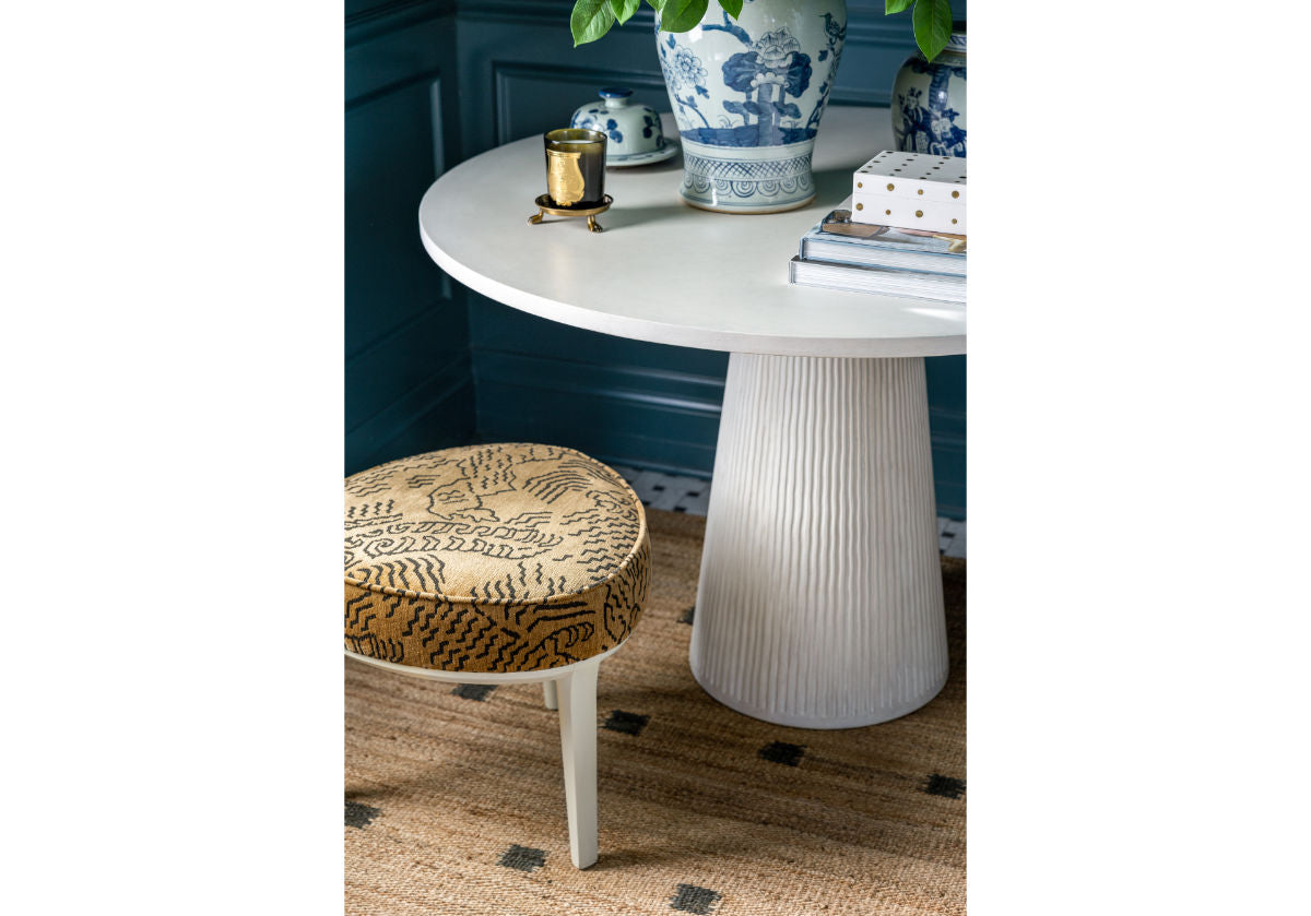 STEVIE OTTOMAN | Tiger