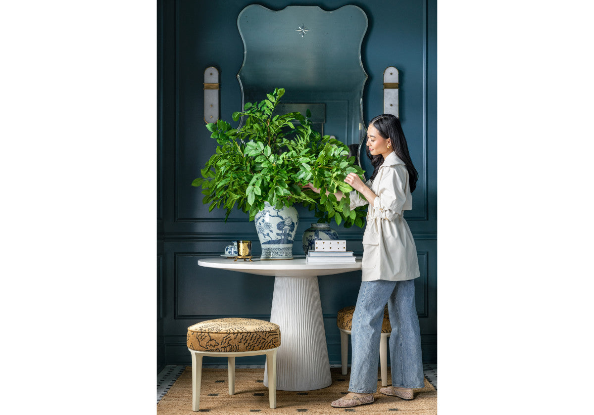 LUCCA CENTERHALL TABLE