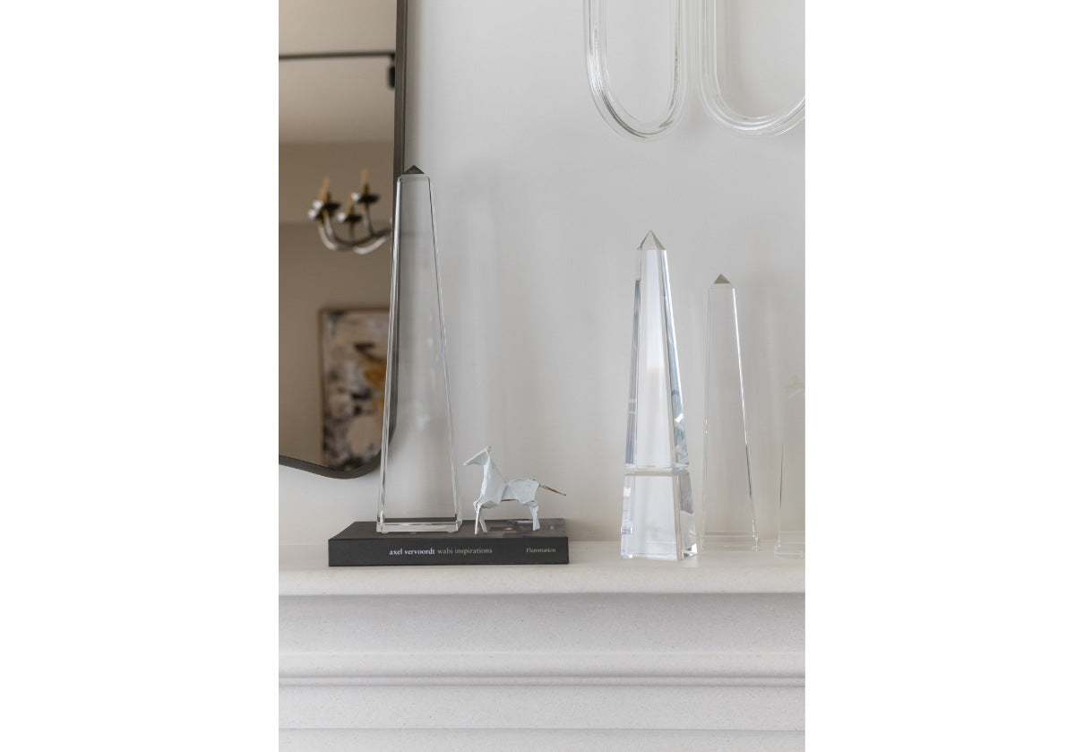 A majestic animal known for its strength, courage, freedom, and above all nobleness, this petite brass horse makes a powerful statement. Display in any decor setting or give as an elegant, symbolic gift.