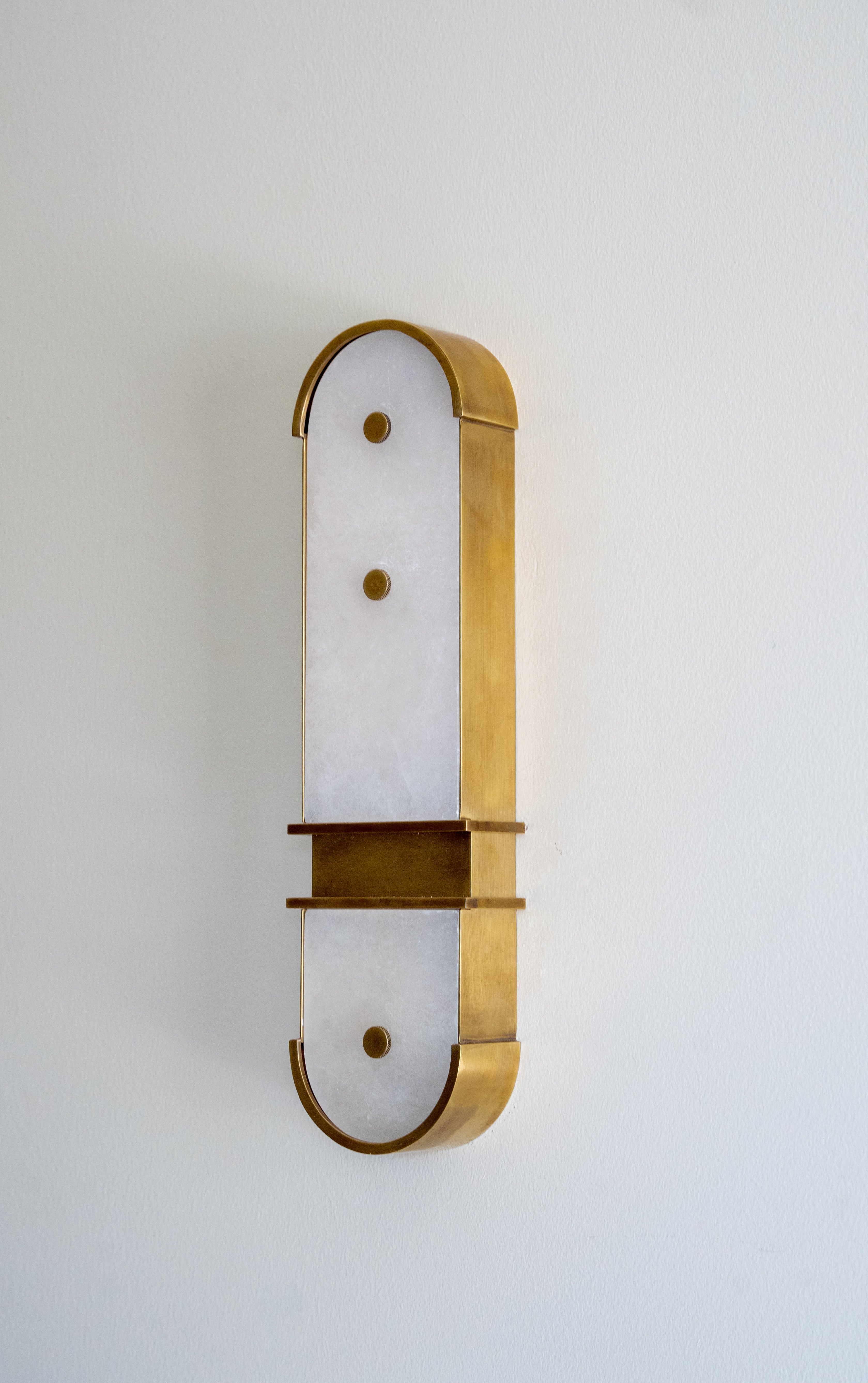 DOMINO SCONCE