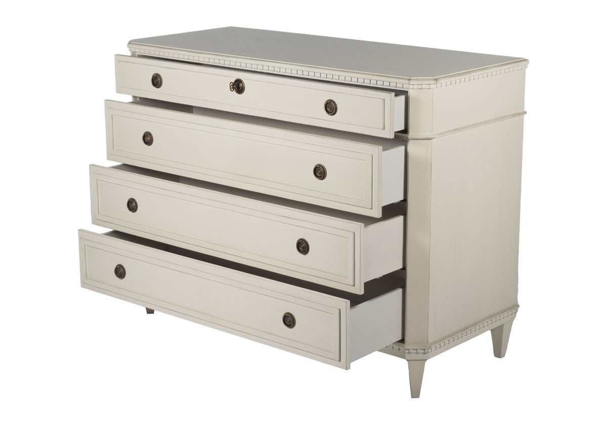ESTELLE ENTRY CHEST