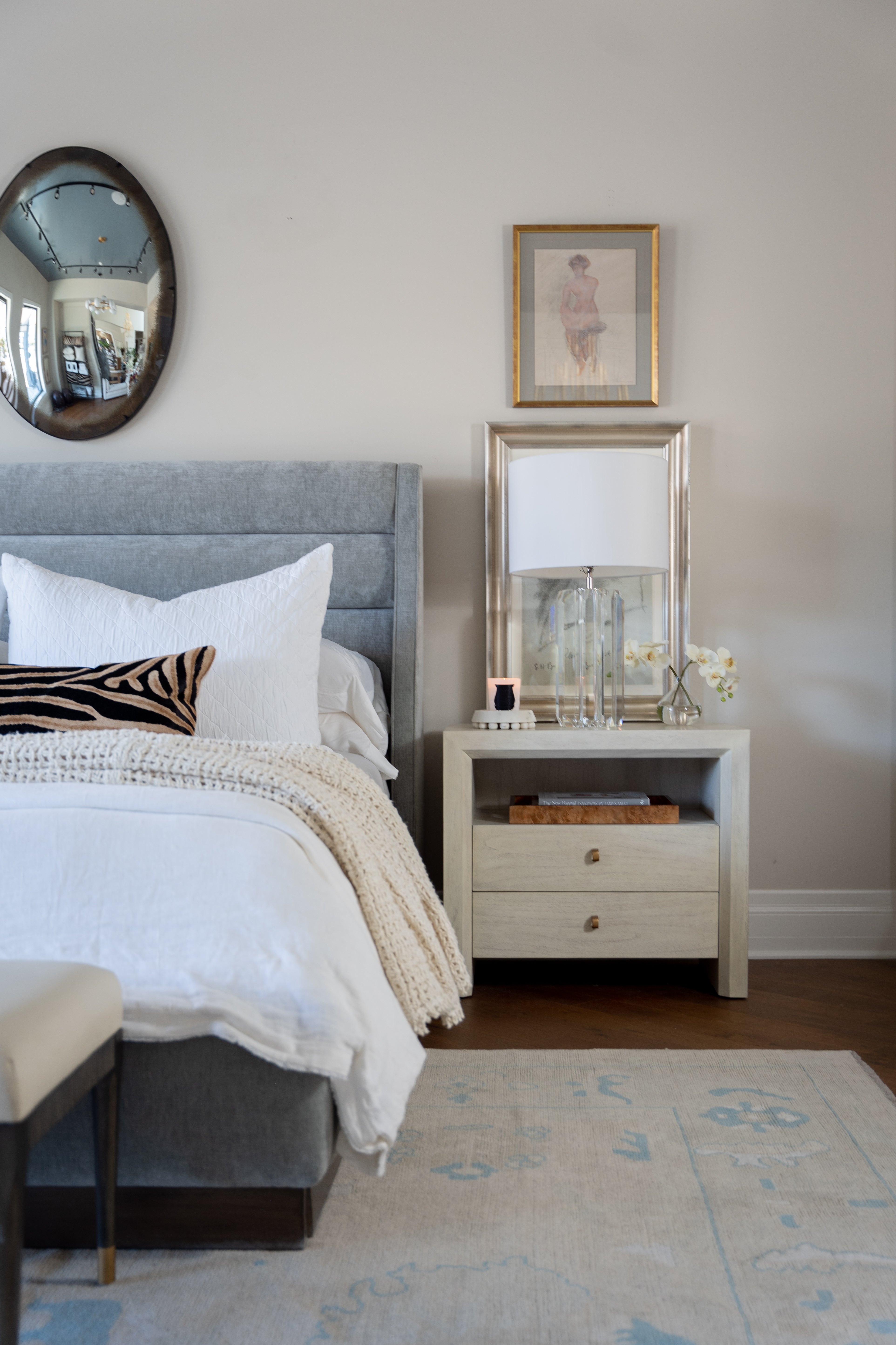 FRANKIE BED | Queen | Contessa Dove