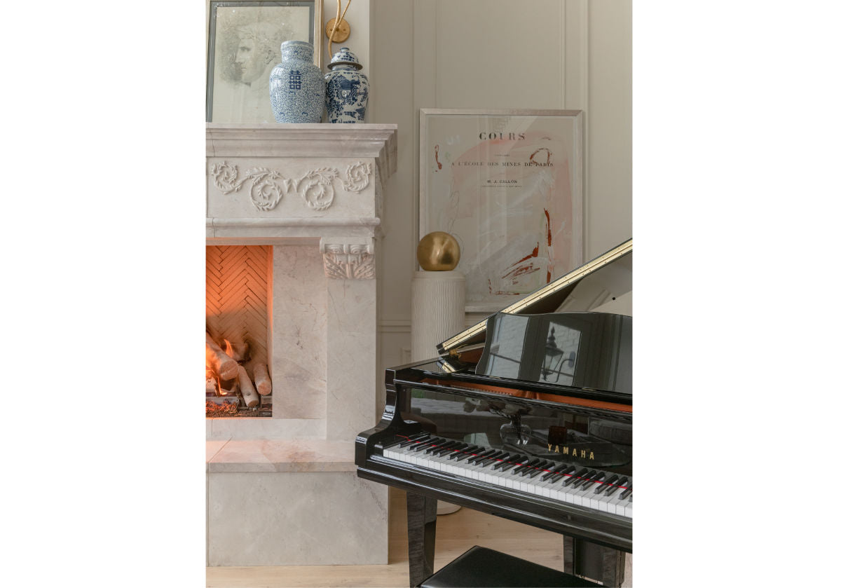 PARISIENNE PAGE