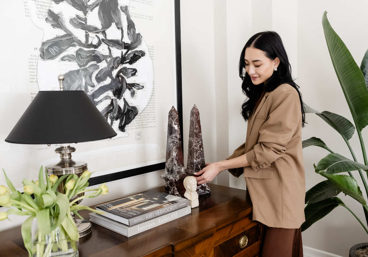 MARBLE OBELISK | Rosso Levanto