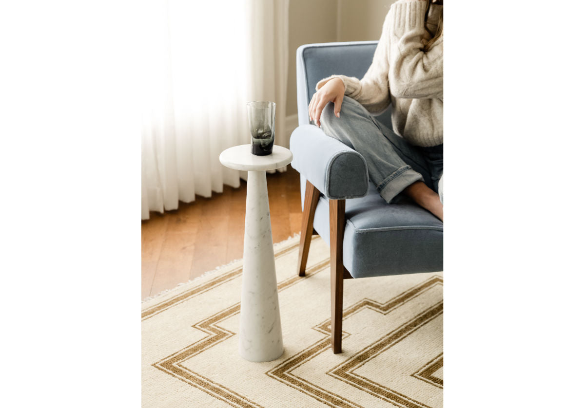 DOROTHY SPOT TABLE | Carrara White