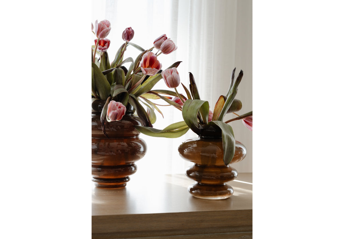 GLASS CHANNEL VASE | Cocoa