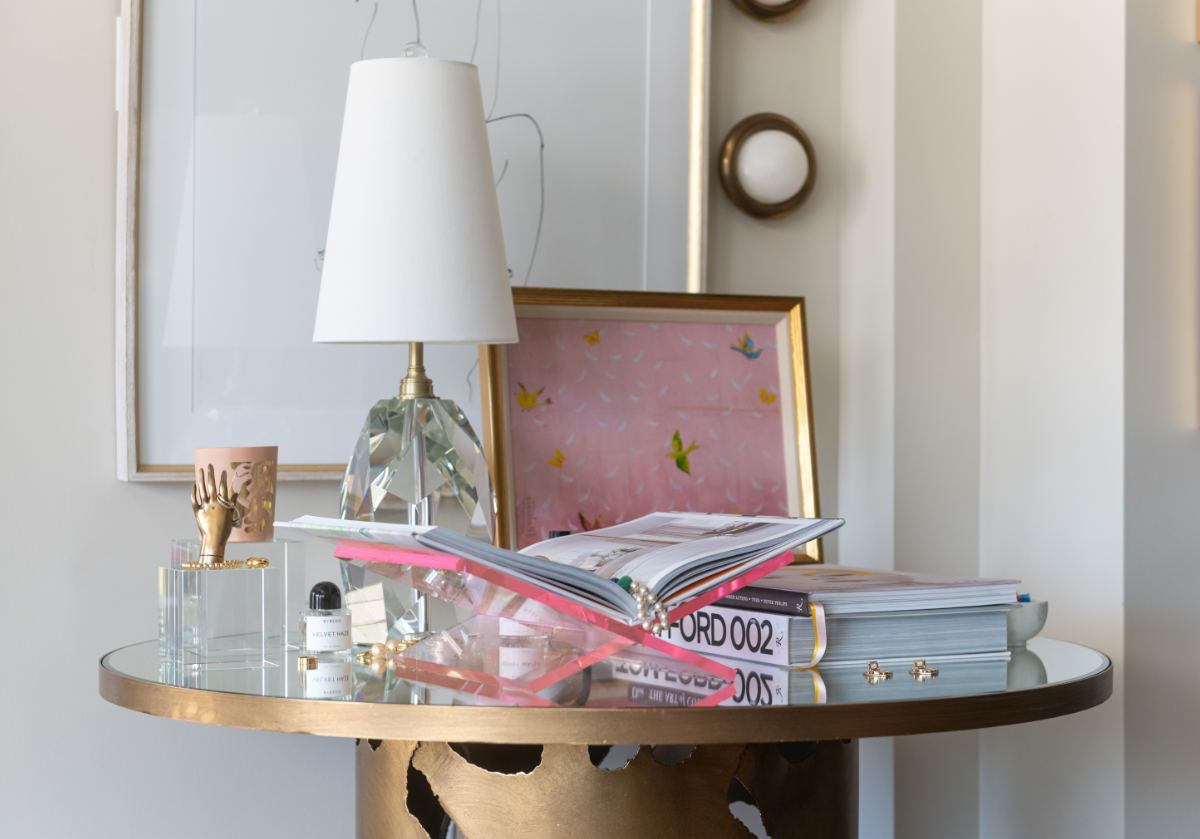 LUCITE GALERIE BOOK DISPLAY | Blush