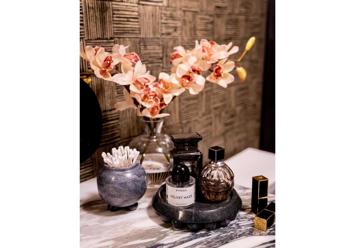 GIA CONTAINER | BLACK
