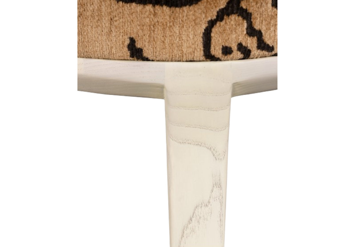 STEVIE OTTOMAN | Tiger