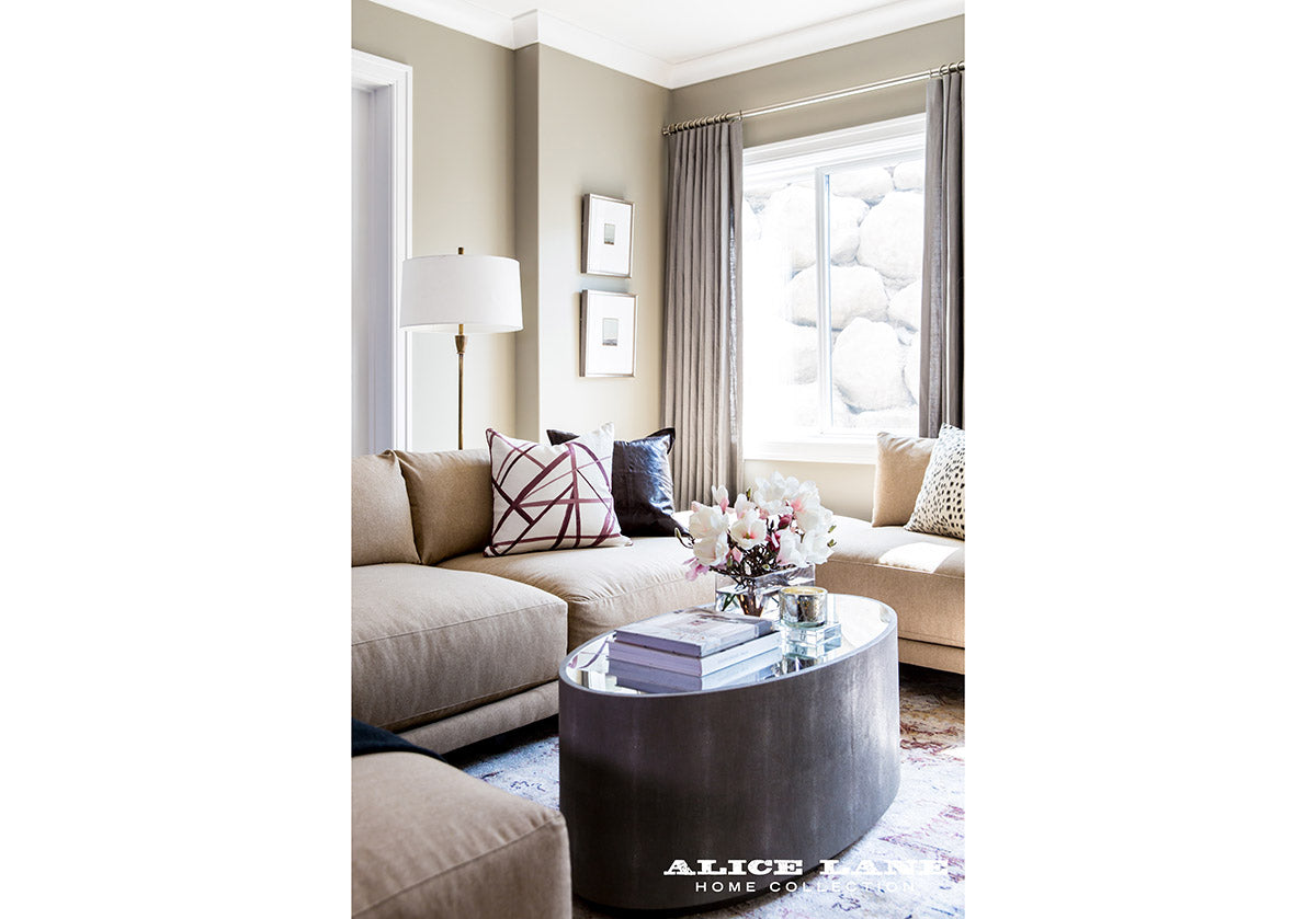 CASEY OVAL COCKTAIL TABLE