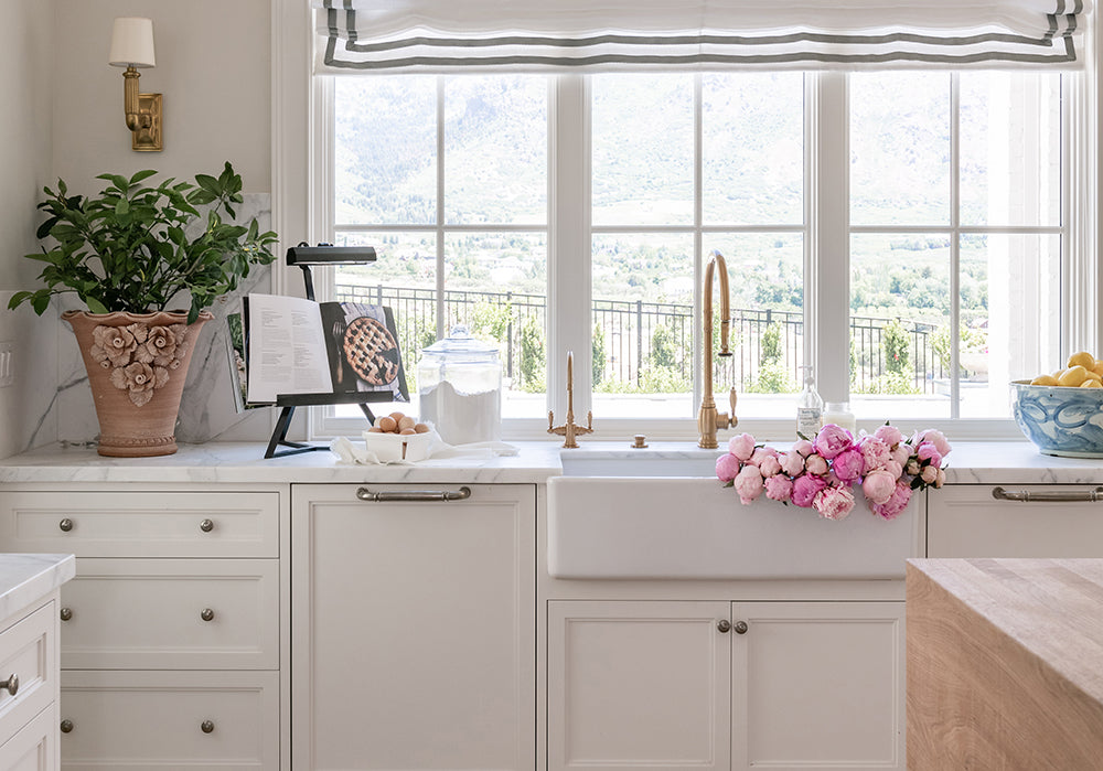 ESTELLE DISPLAY LAMP