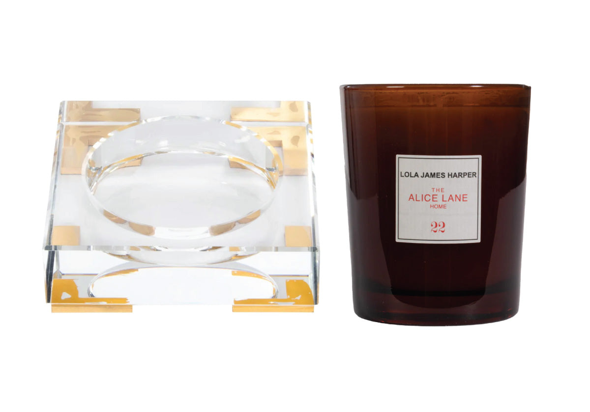 THE SIGNATURE SCENT