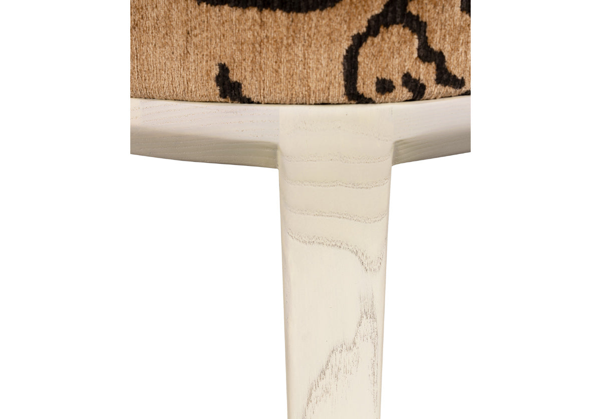 STEVIE OTTOMAN | Tiger