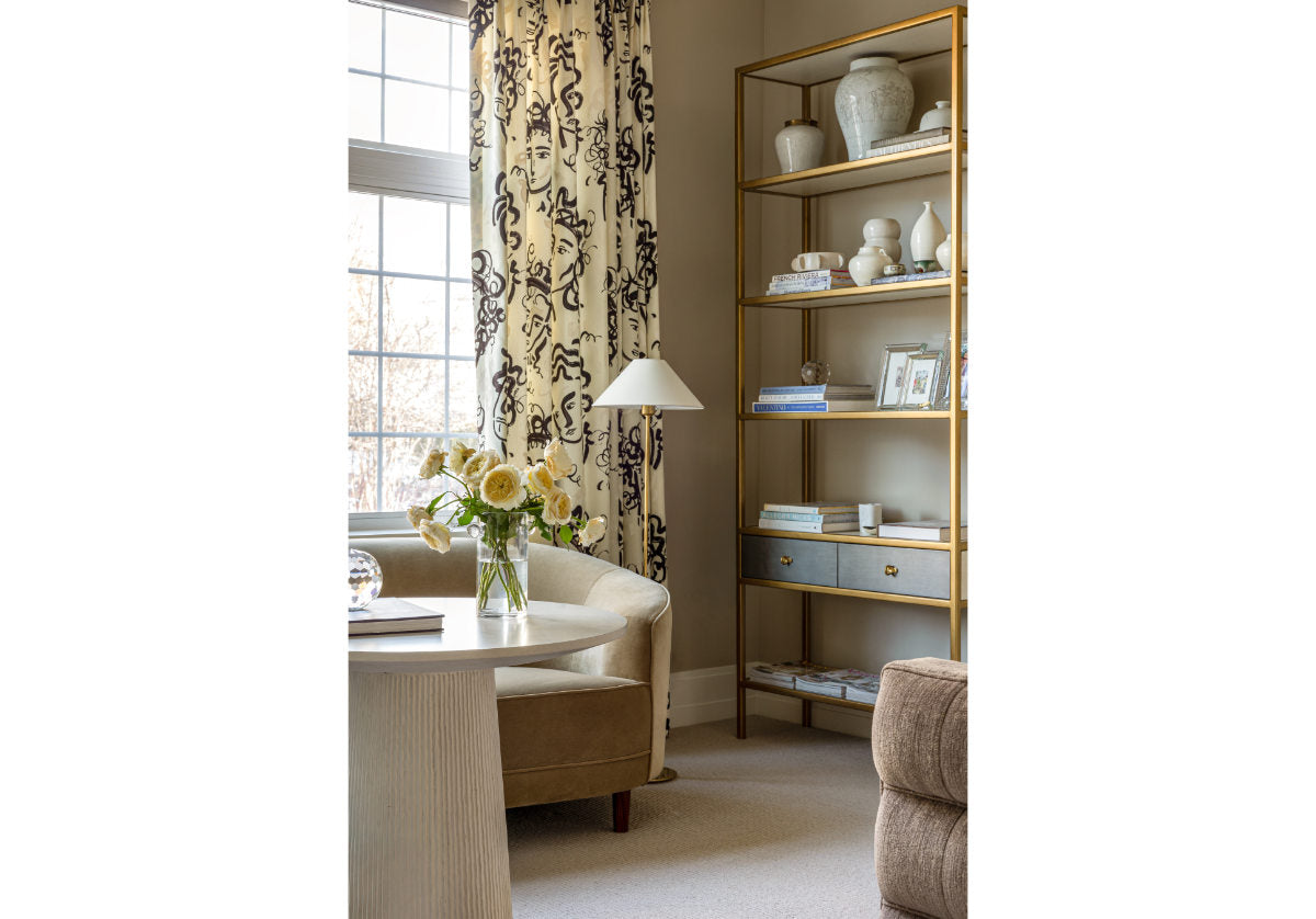 STEVIE OTTOMAN | Tiger