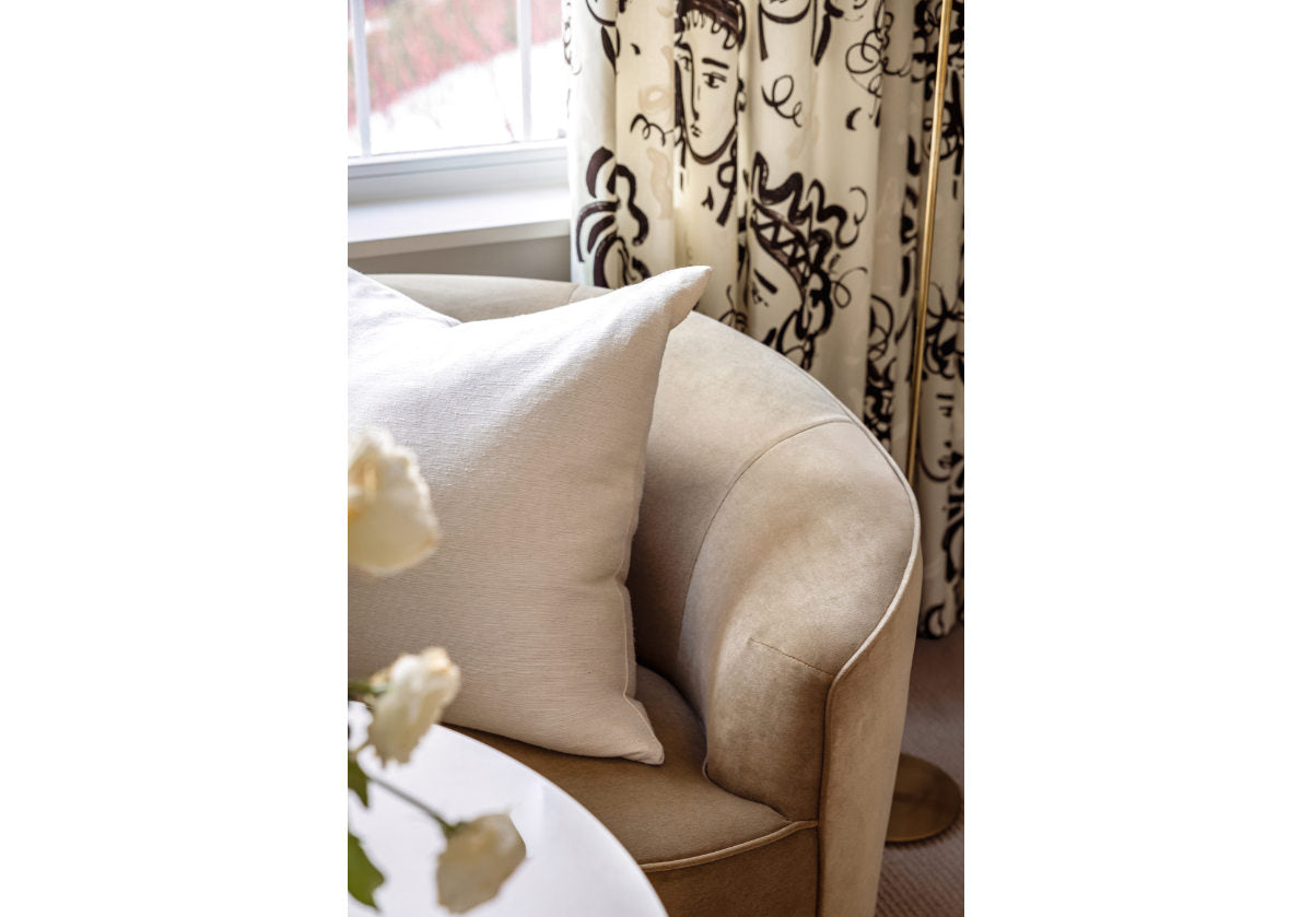 COLETTE CURVED SOFA | Camel Velvet