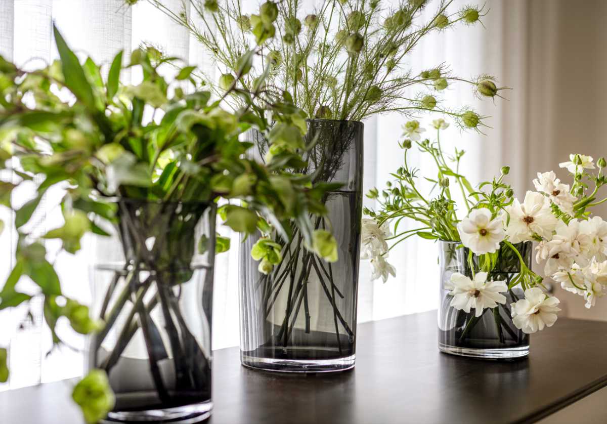 FORMA VASE | Shadow