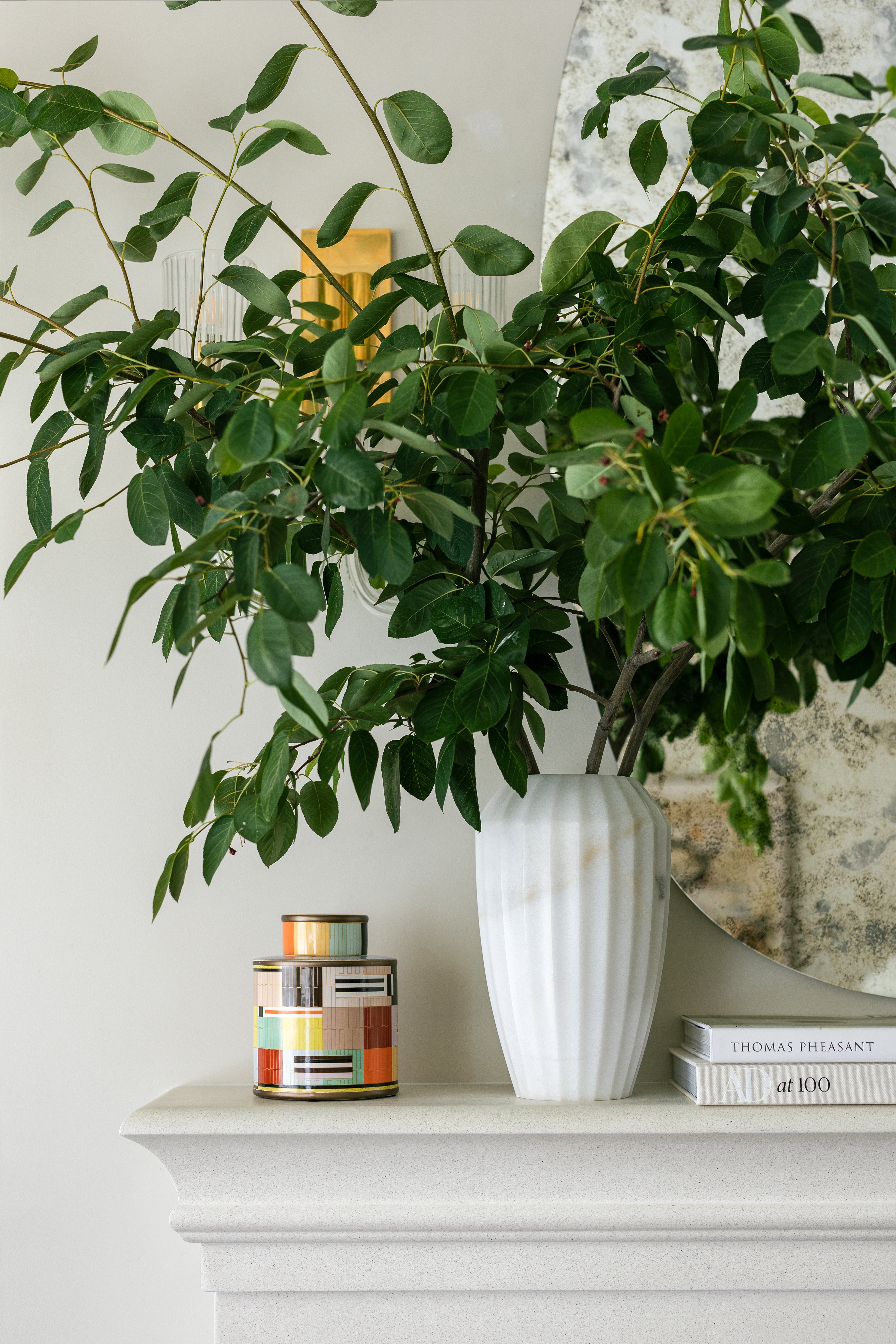 FLORA MARBLE VASE | White