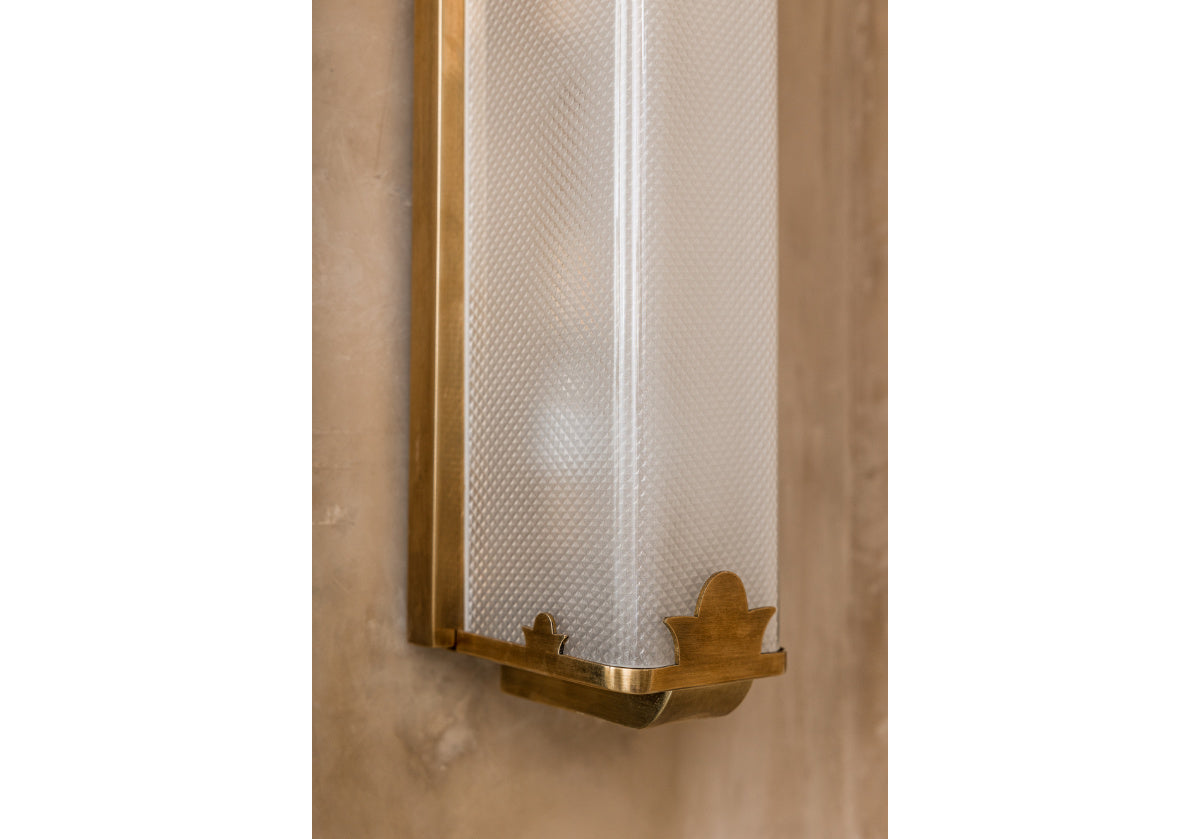HOLLIS VANITY SCONCE