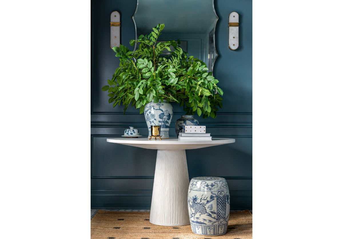 GUARDIAN GARDEN STOOL