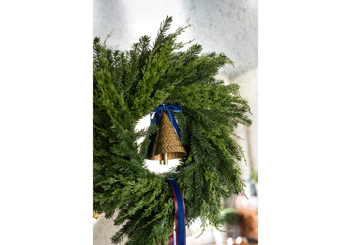 NAVY VELVET RIBBON | .75"