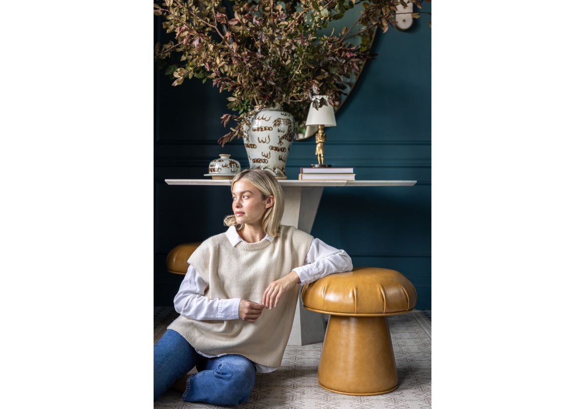 MUSHROOM OTTOMAN | Toffee Leather