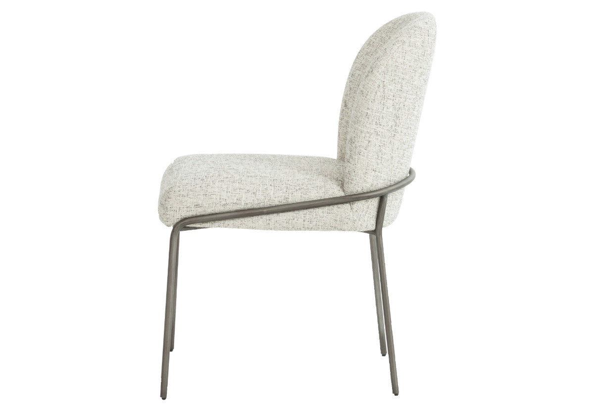 ASTRUD DINING CHAIR