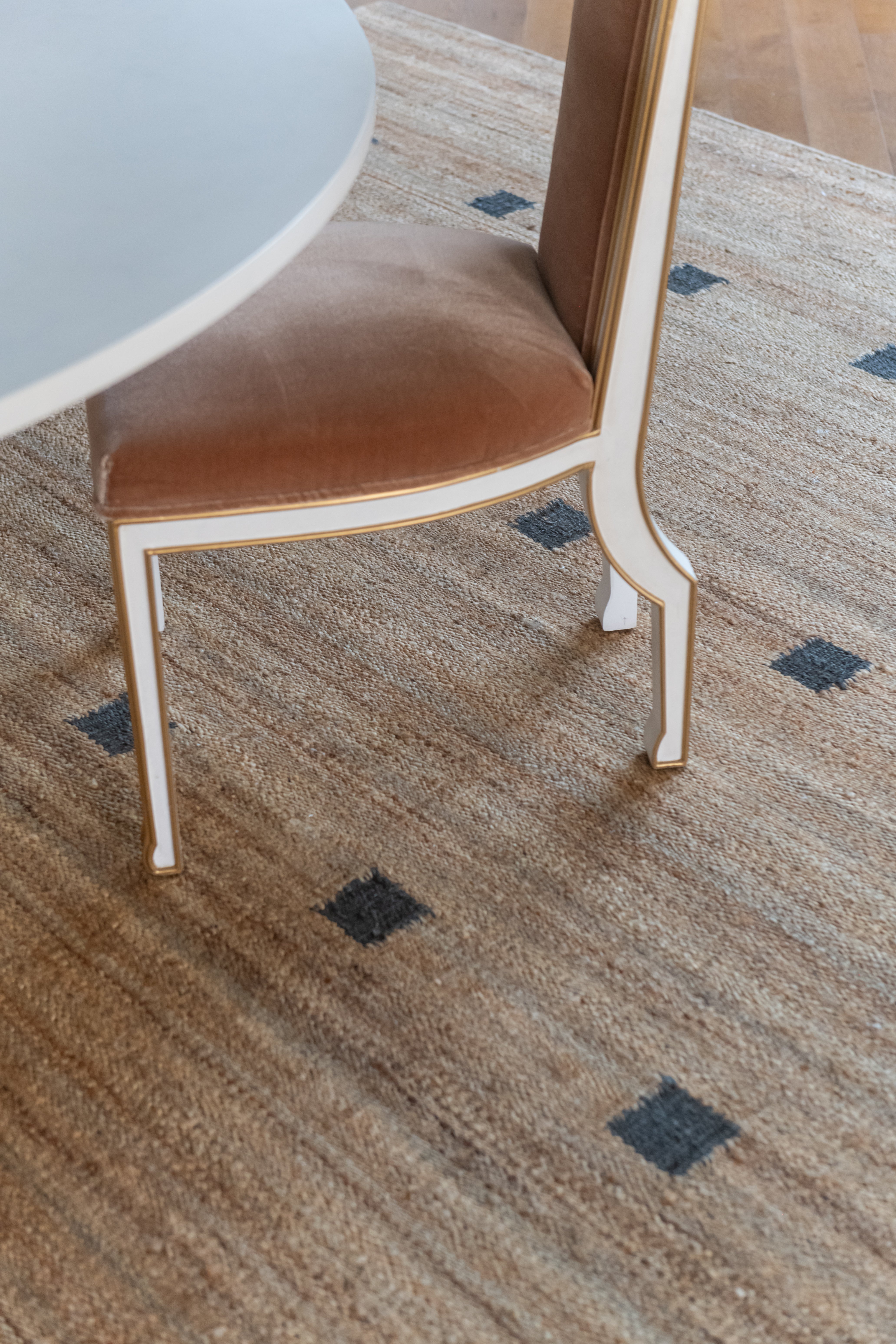 FELIX CHAIR | Terra Vegan Mohair