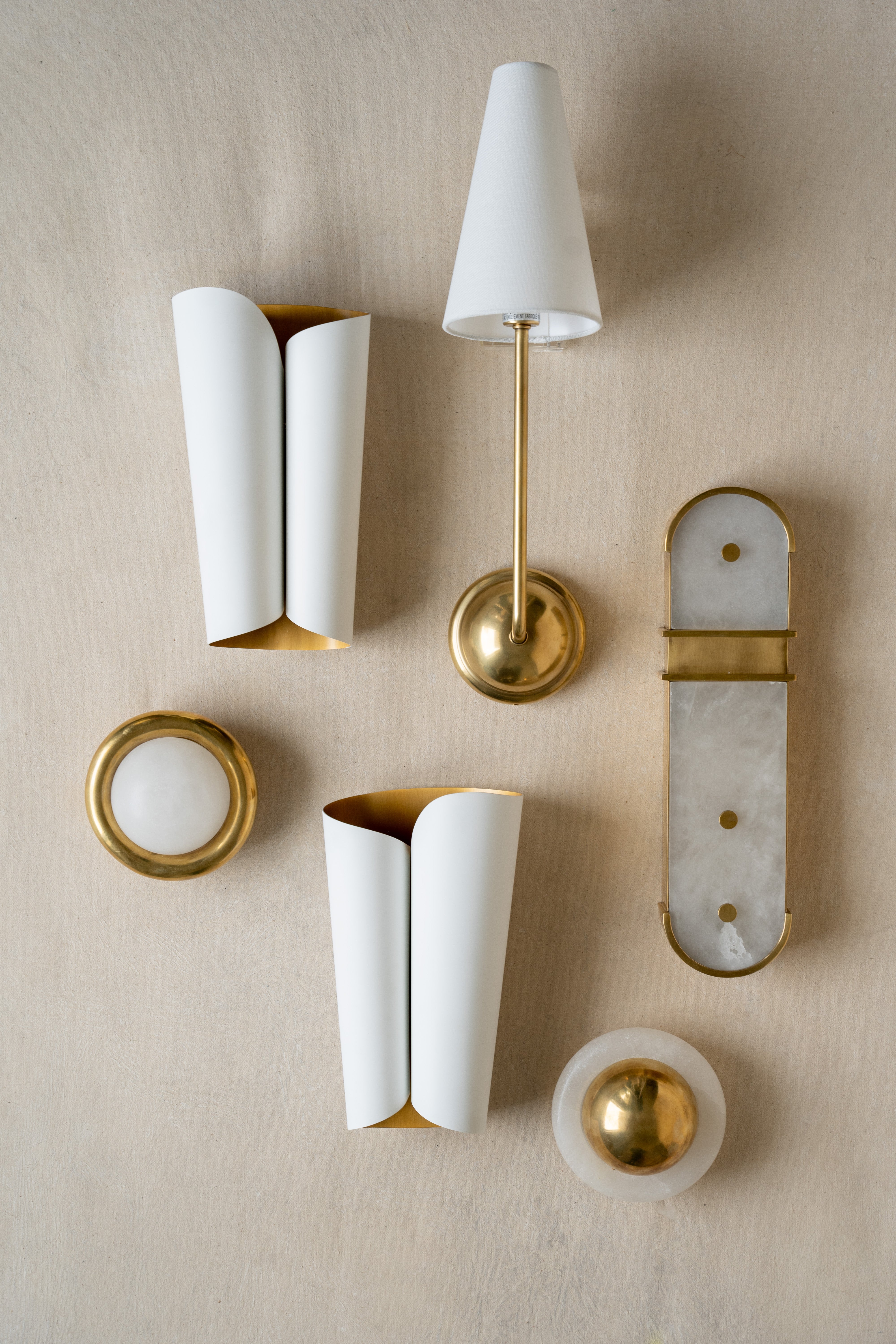 ALYS SCONCE