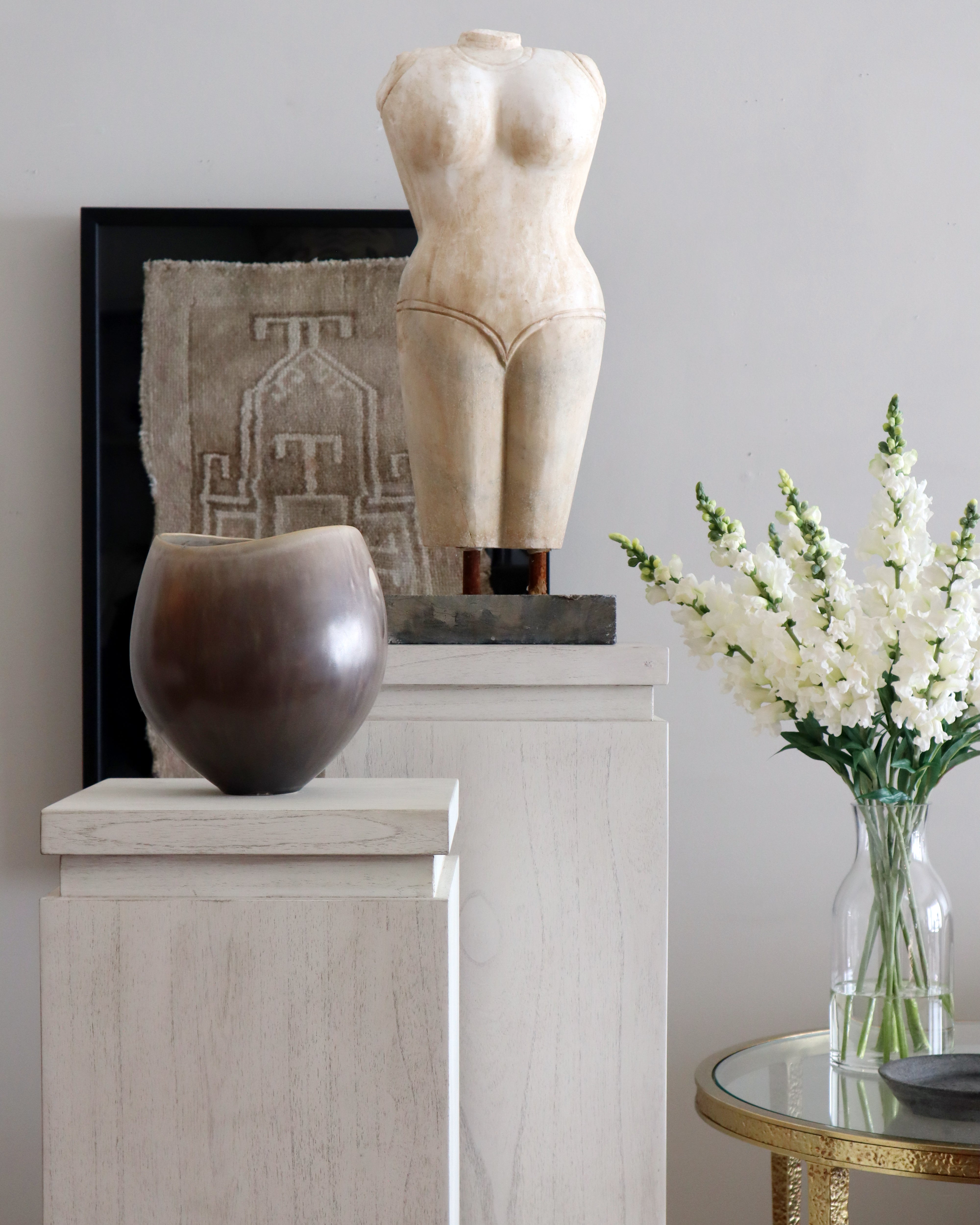 GALERIE PEDESTAL