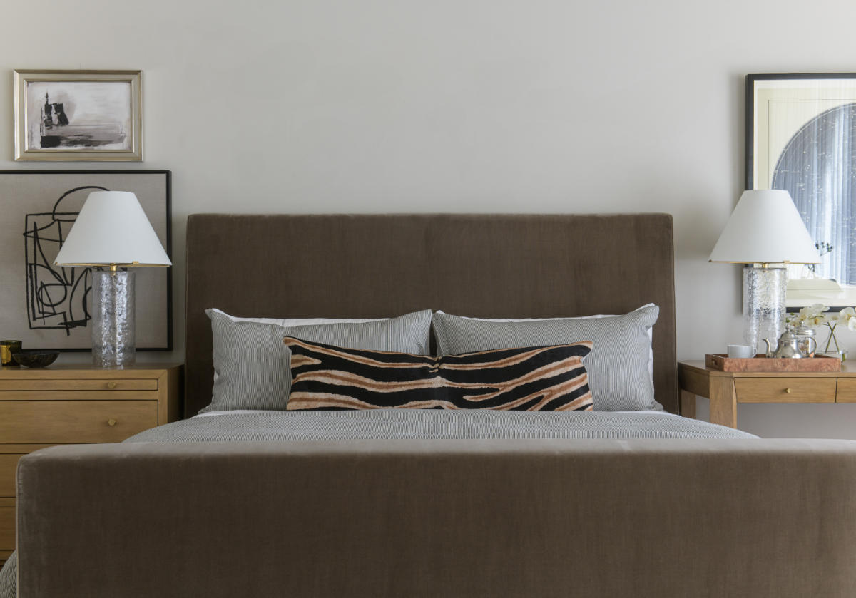 MONROE BED | Talton Latte