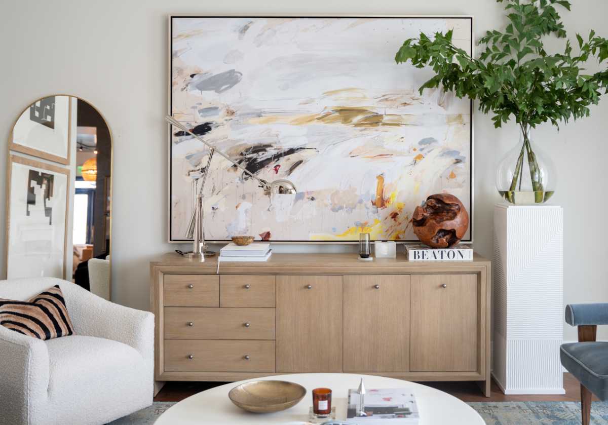 THEODORE SIDEBOARD