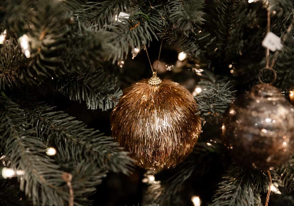 GOLD TINSEL BALL ORNAMENT