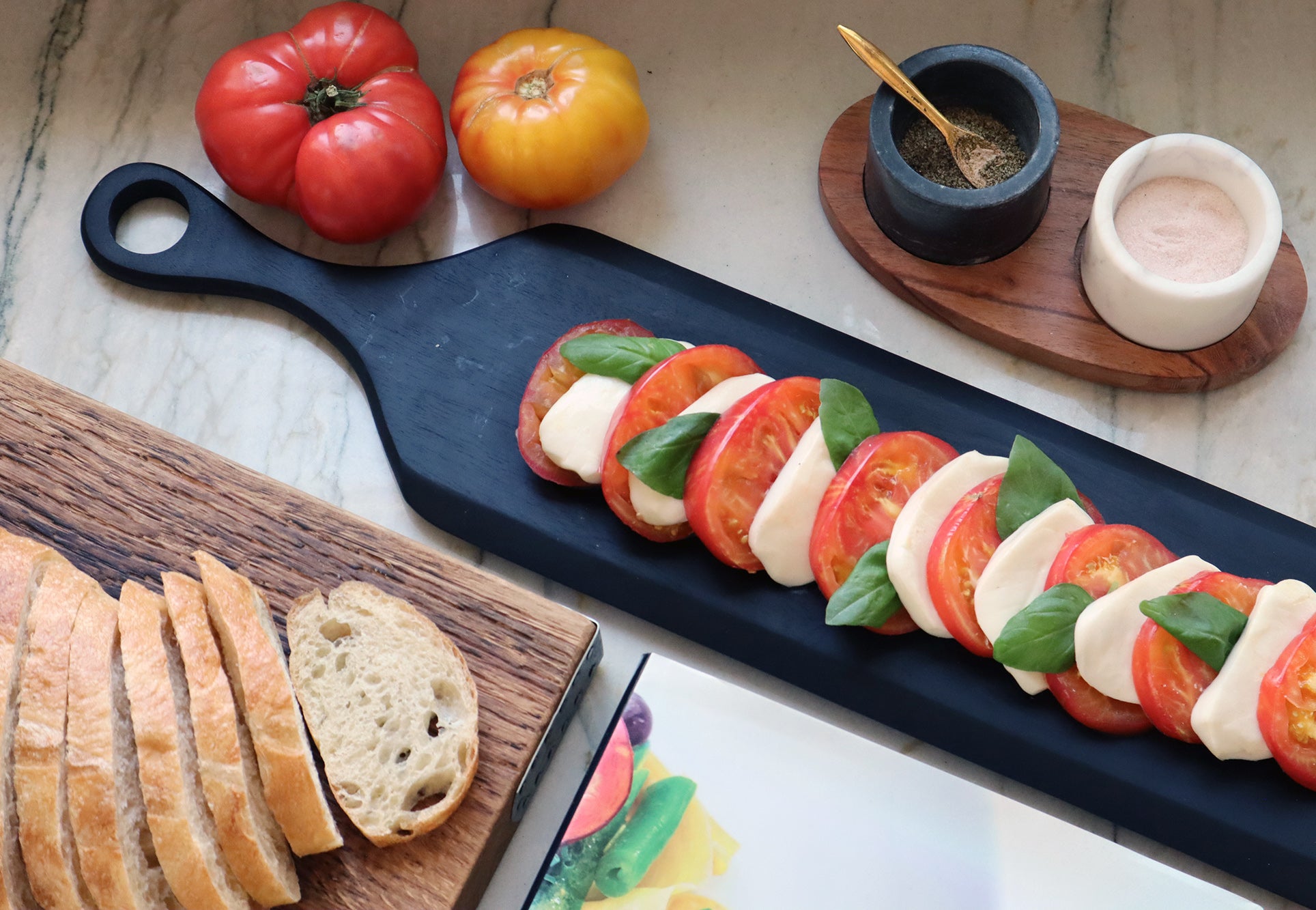 MARBLE BOWLS WITH MANGO WOOD TRAY